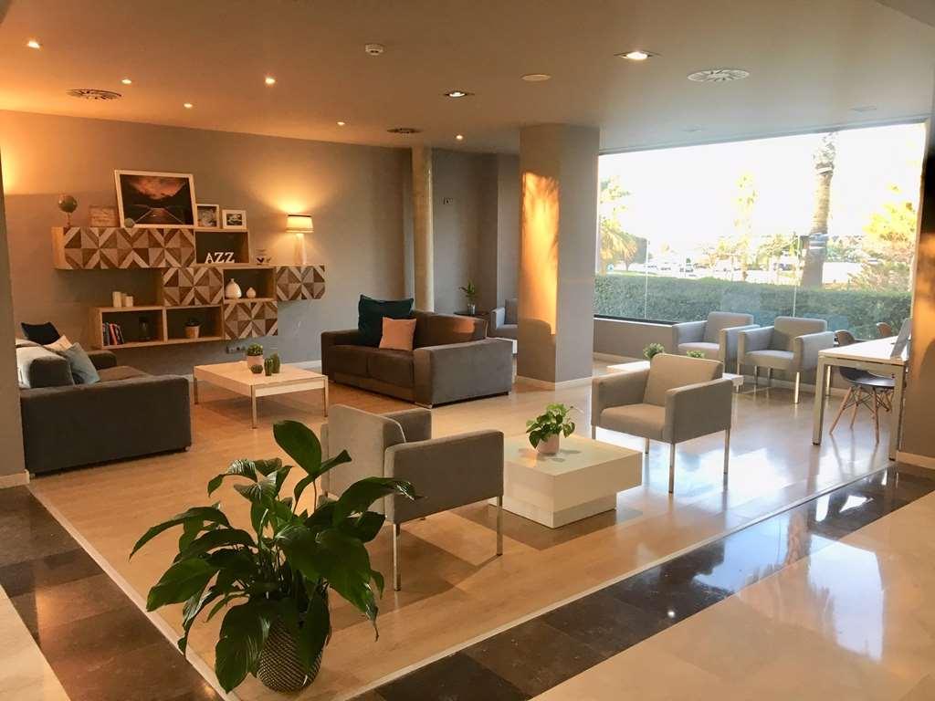 Azz Valencia Tactica Hotel Paterna Faciliteiten foto